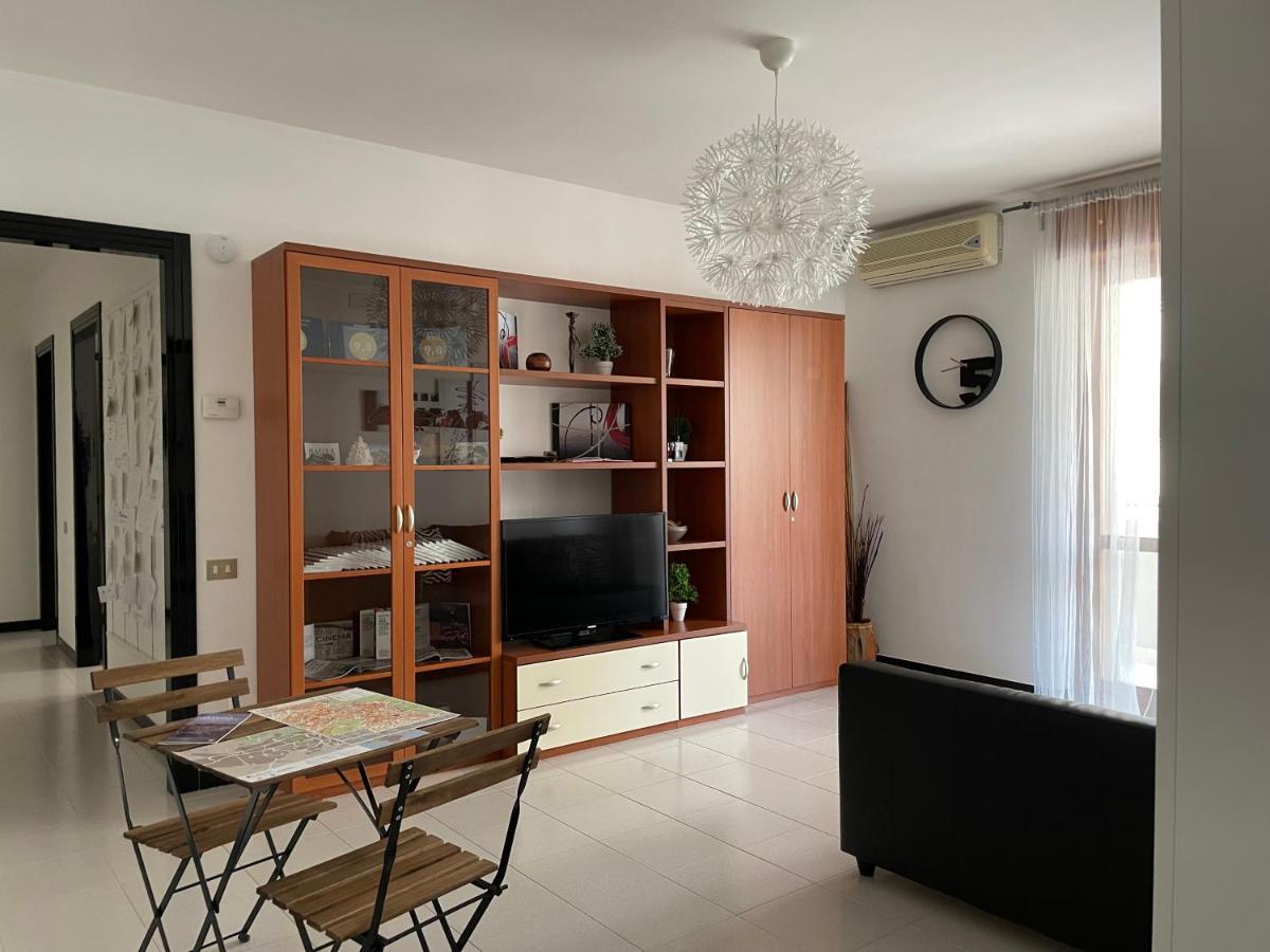 Casa Vacanze Interno 5 มาเตรา ภายนอก รูปภาพ