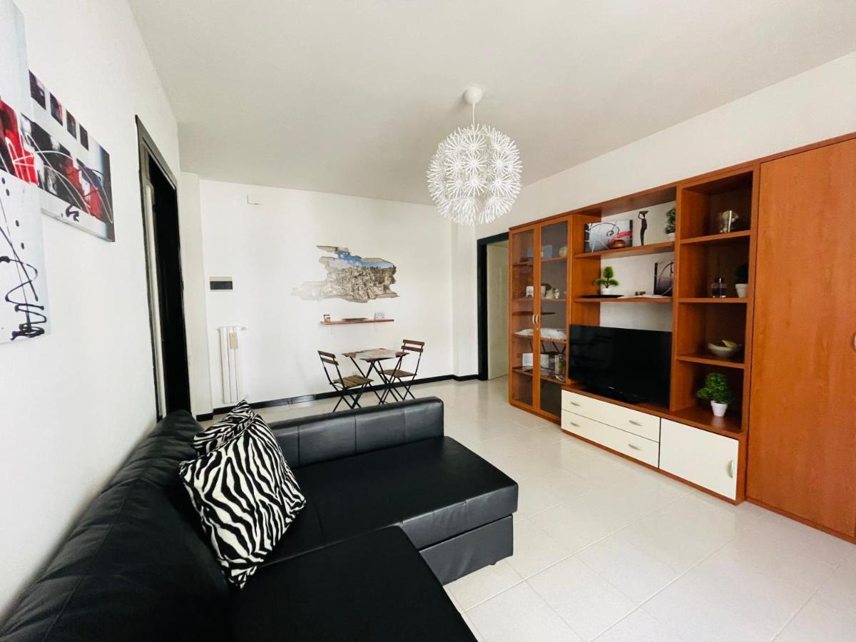 Casa Vacanze Interno 5 มาเตรา ภายนอก รูปภาพ