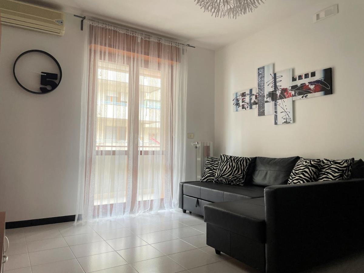 Casa Vacanze Interno 5 มาเตรา ภายนอก รูปภาพ